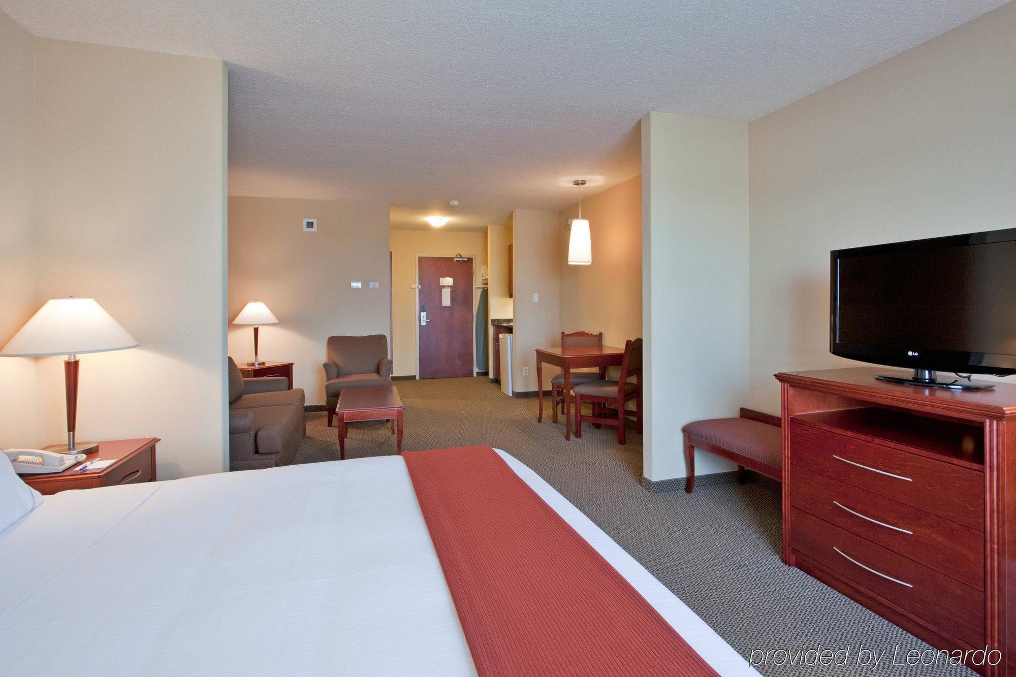 Holiday Inn Express Hotel & Suites Sherwood Park-Edmonton Area By Ihg Εξωτερικό φωτογραφία
